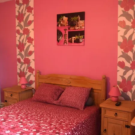 La Place Verte 3* Surice